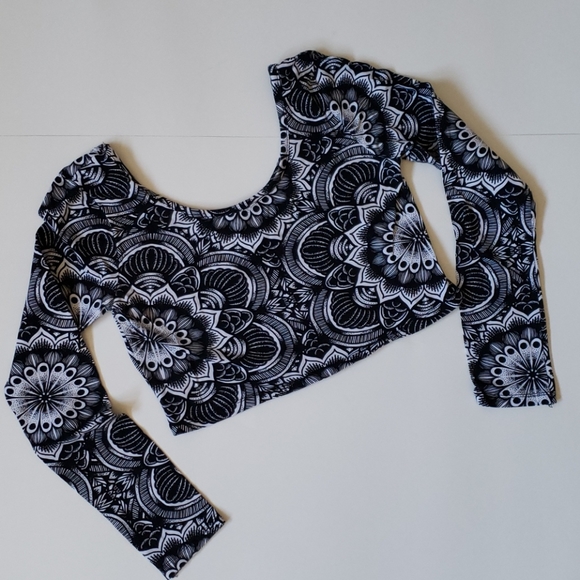 Abandon Ship Apparel Tops - ABANDON SHIP APPAREL WOMEN'S CROP TOP BLACK WHITE